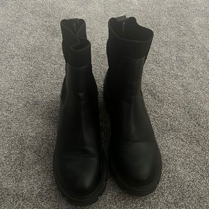 Steve madden black boots